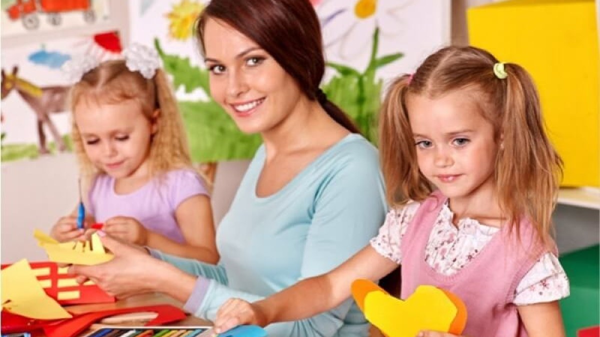 Auxiliar de Creche